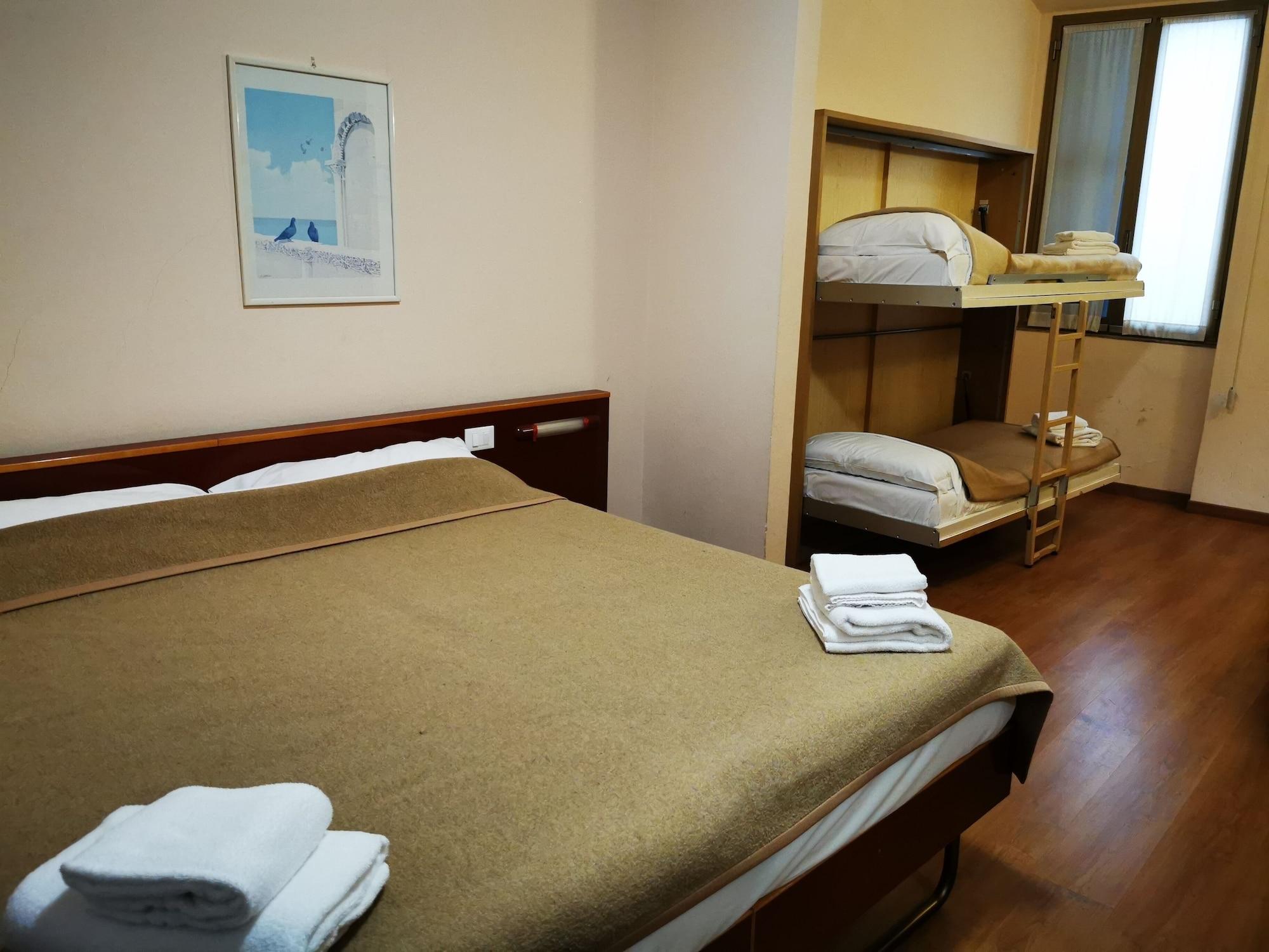New Alexander Hotel Γένοβα Εξωτερικό φωτογραφία