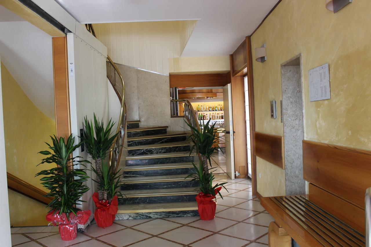 New Alexander Hotel Γένοβα Εξωτερικό φωτογραφία