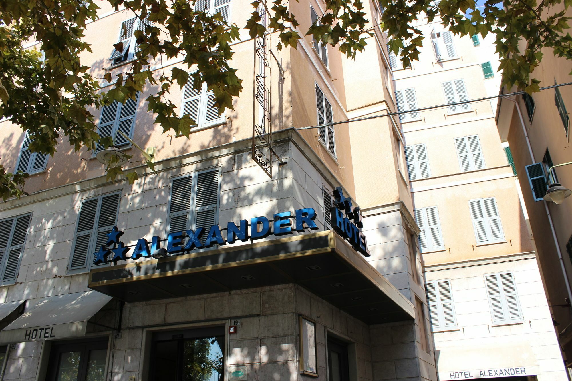 New Alexander Hotel Γένοβα Εξωτερικό φωτογραφία